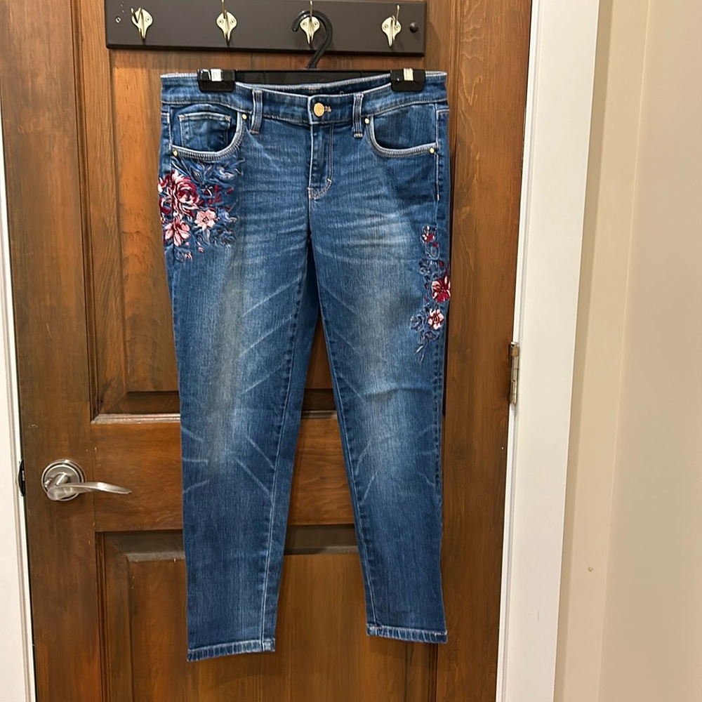 White Black Boyfriend Jeans (petite).  Excellent used condition.